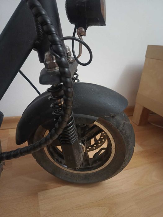 Trotineta Electrica Joyor Y6S Venom