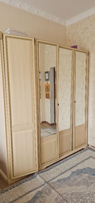 Шифонер с тумбочкой