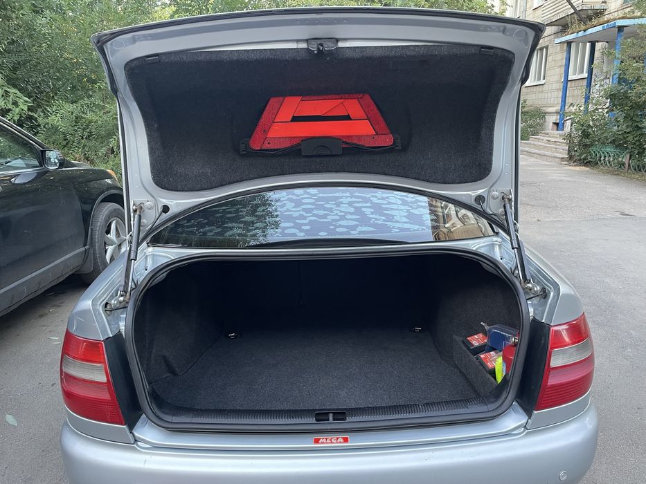 Продам AudiA4 1997г