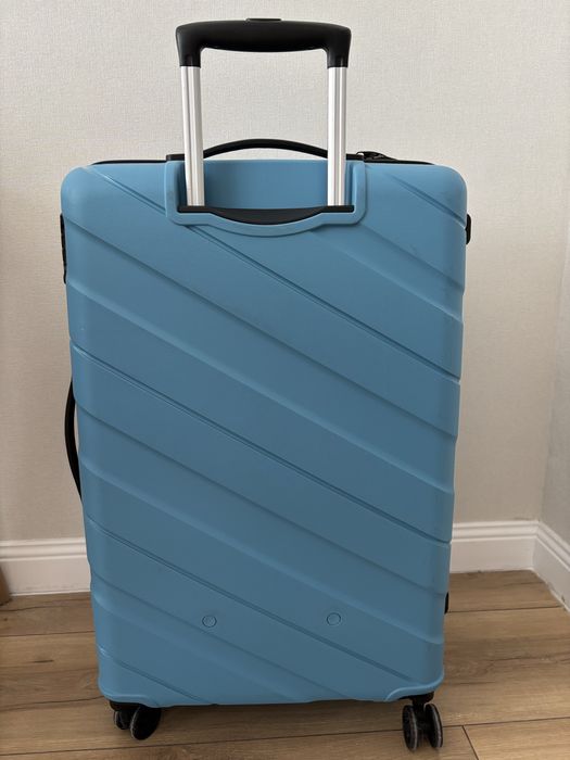 Чемодан American Tourister
