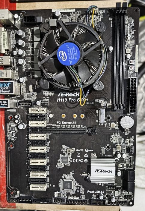 Материнская плата