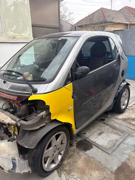Vând piese de Smart fortwo dezmembrez