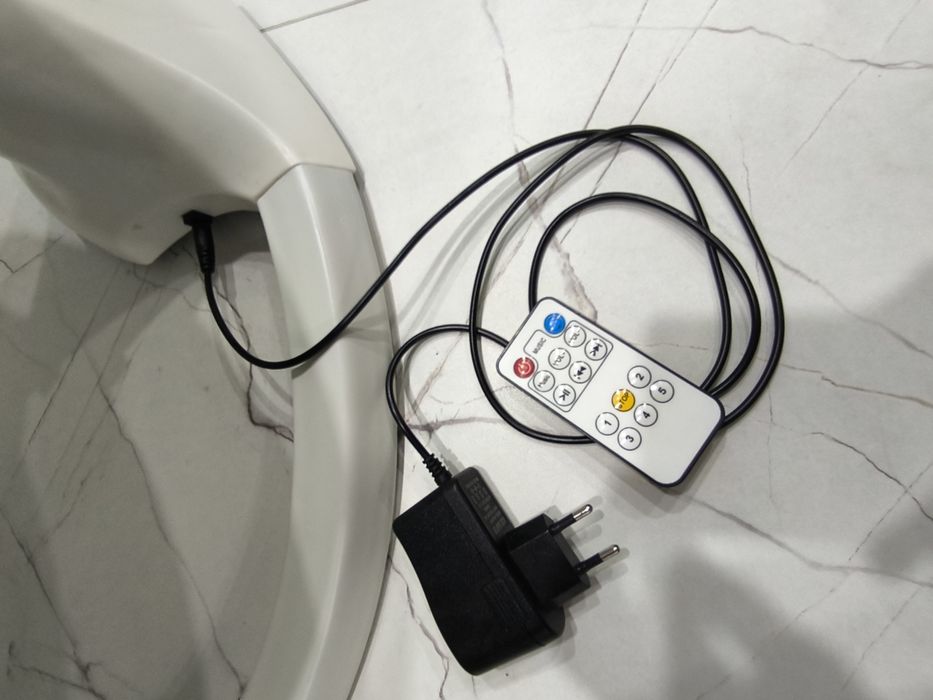 Продам шезлонг для малыша