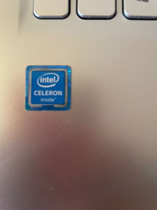 ASUS VivoBook X515 / SSD 256GB /