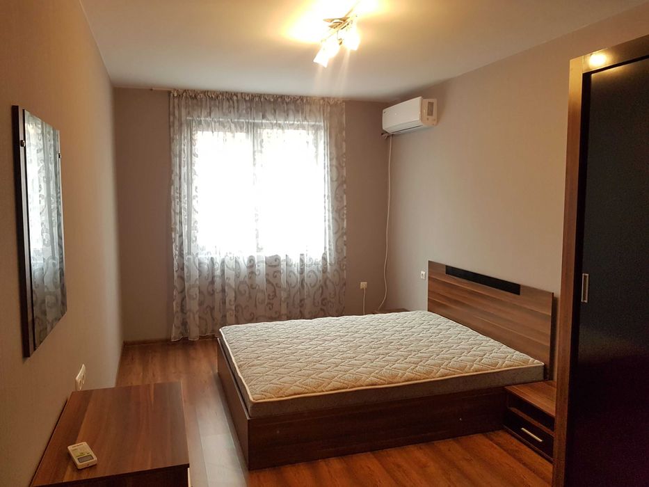 Тристаен апартамент в Тракия