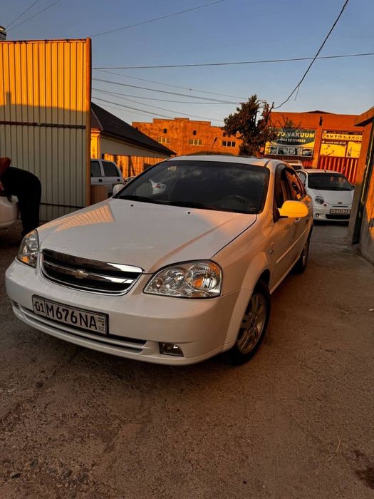lacetti avtomat 2010 metan bor