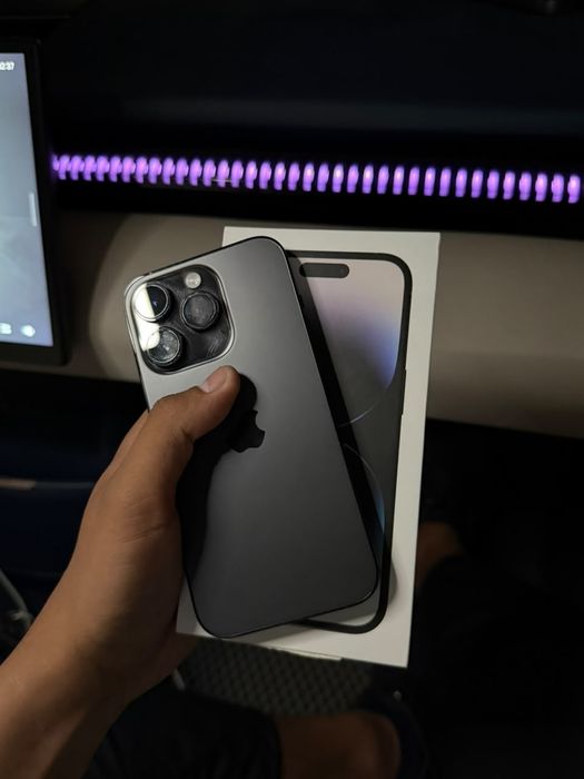 Apple 14 pro 75%