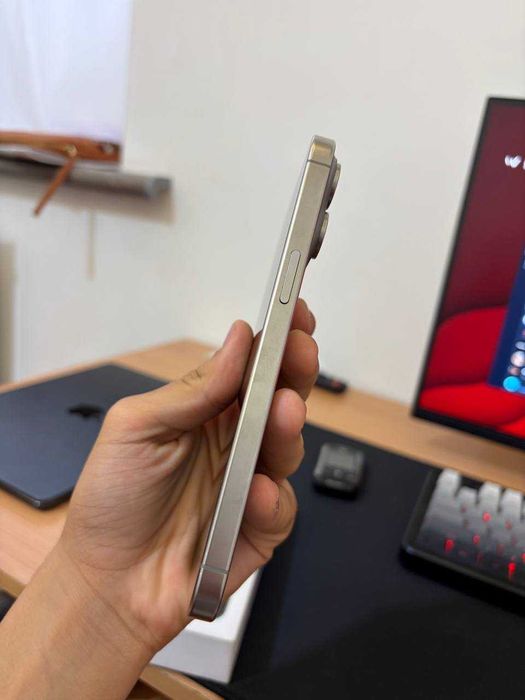 iPhone 15 Pro Max продам