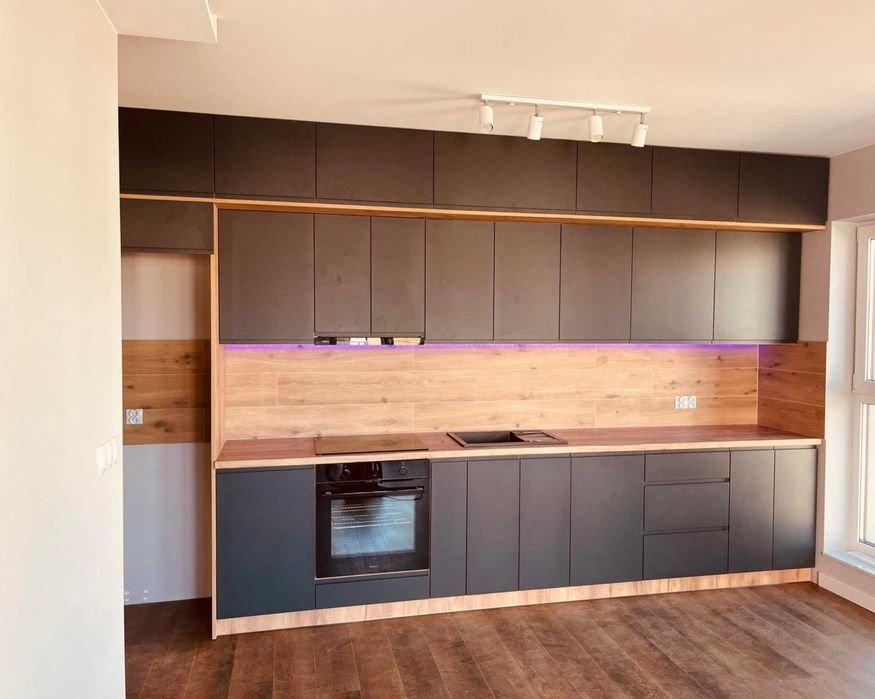 Mobilă la comandă livrare rapidă