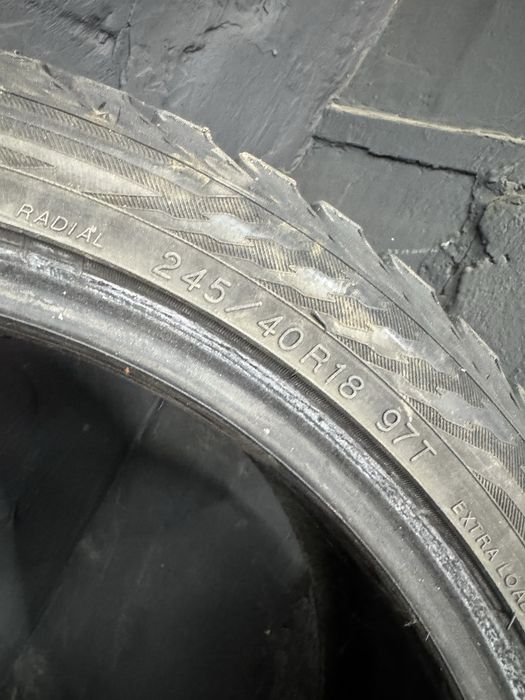 Продам Yokohama 245/40 R18 Ice Guard