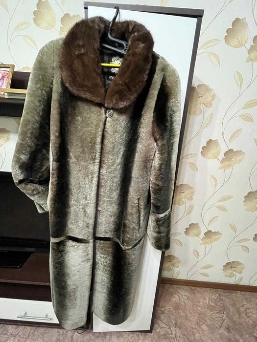 Мутоновая шуба с норкой 48