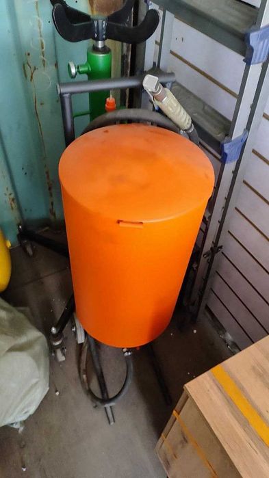 Пескоструйный аппарат 35 литров