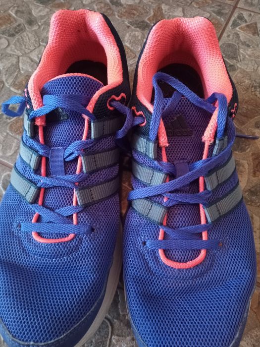 Adidas маратонки