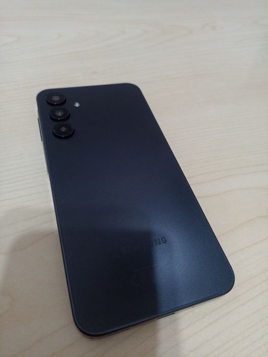 Samsung a 16 6/128 Гб идеальный