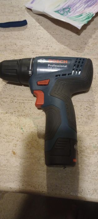 Masini bosch de infiletat gsr si de insurubat gdr