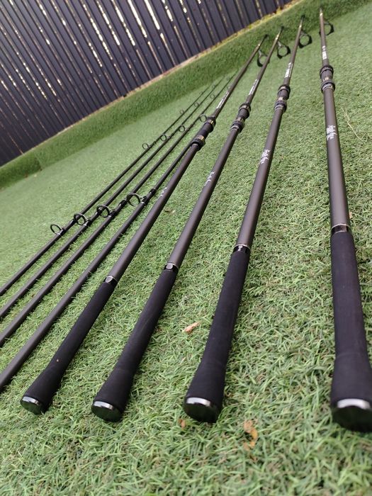 SET 4 Lansete Wind Blade ULTEGRA XT CARP 3.90m,2 tronsoane + 4 Mulinet