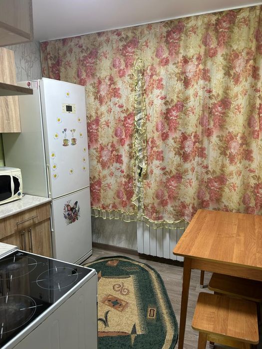 Сдам 2х комн квартиру