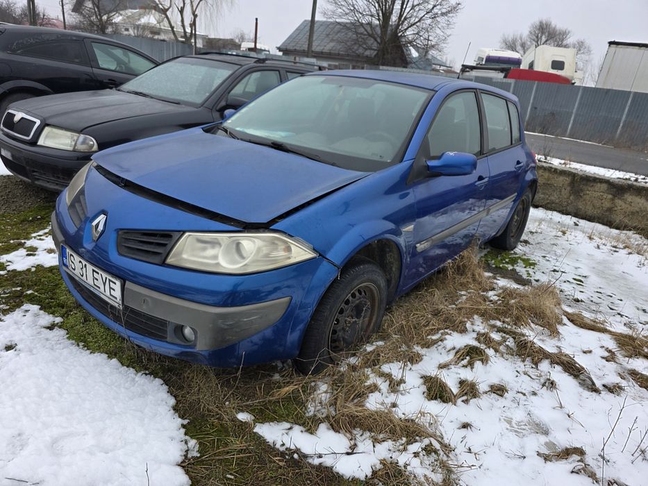 Far Renault Megane 2006 Faruri Megane 2006
