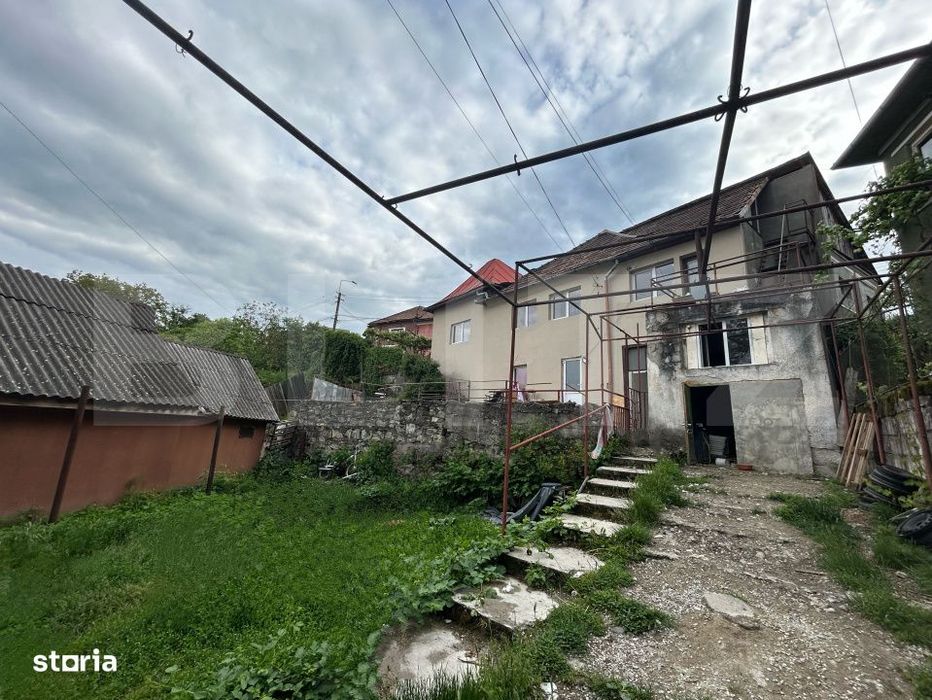 Casa de vanzare, 250 mp, Dej