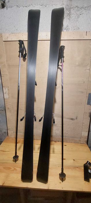 Горные лыжи Atomic Vantage X75 с палками