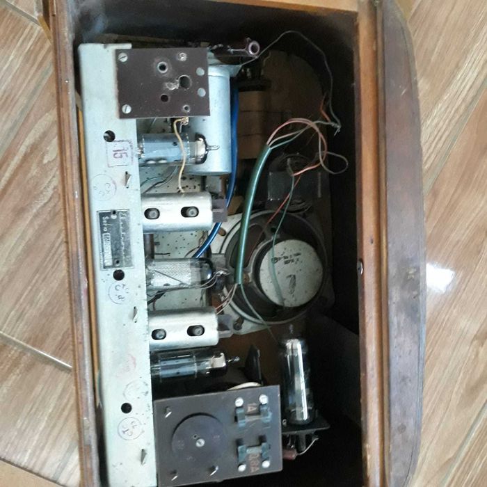 Radio cu tuburi Carmen S632 A