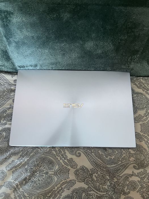 Laptop Ultrabook Asus ZenBook UX431DA | Ryzen 5 | 8GB RAM | SSD 512GB | Windows 11 Pro