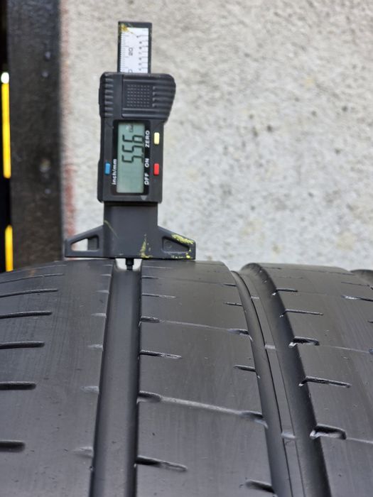 Vând două anvelope de vara pirelli p zero 315 35 21  dot 40 19