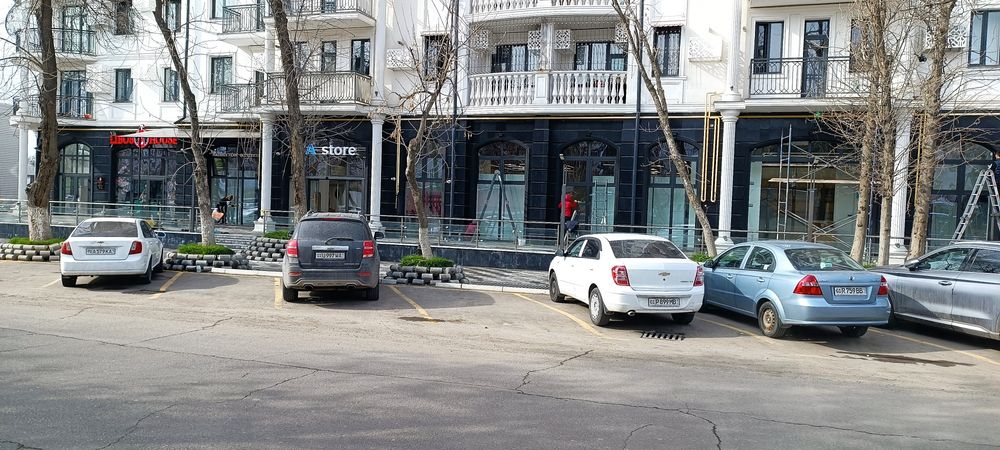 Bruschatka tozalash. Fasad yuvish. Mebel va gilam himchistkasi. Uborka