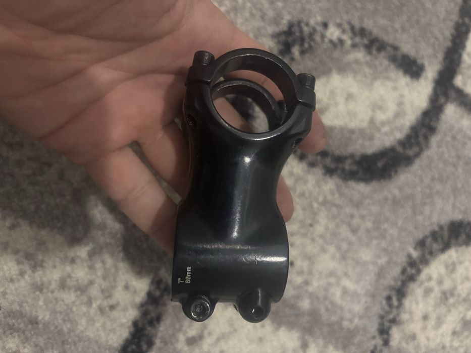 Вело части и аксесоари