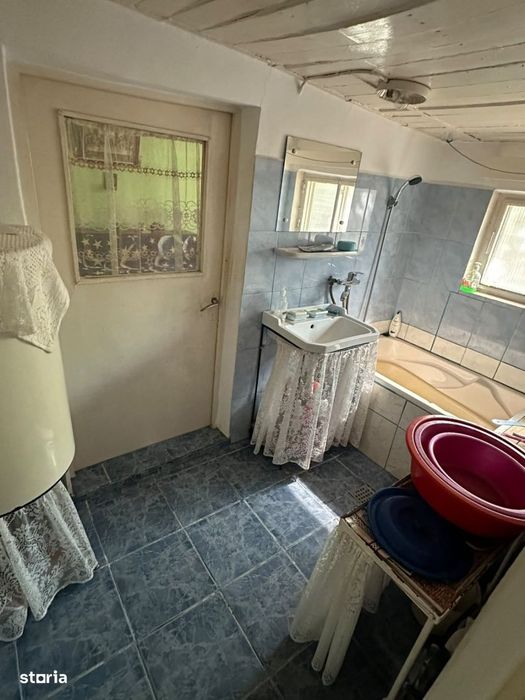 Comision Zero - Casa 3 camere Indiviziune -  strada Grivitei