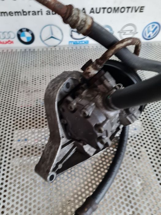 Pompa Servo Servodirectie Bmw E60 E61 E90 E91 E92 E93 Etc. 3.0 Diesel Motor M57