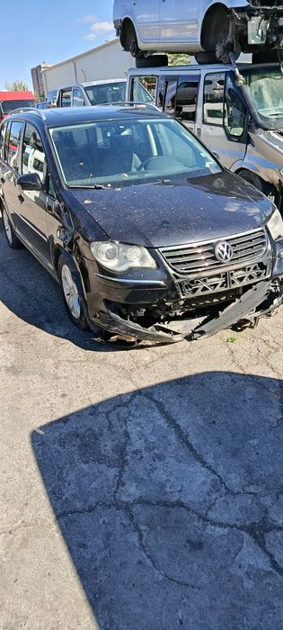 VW Touran 2.0 BMN 170hp НА ЧАСТИ!!!