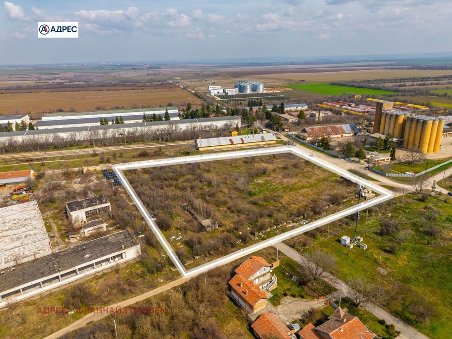 Парцел в Плевен, област-гр.Пордим площ 8680 цена 100000