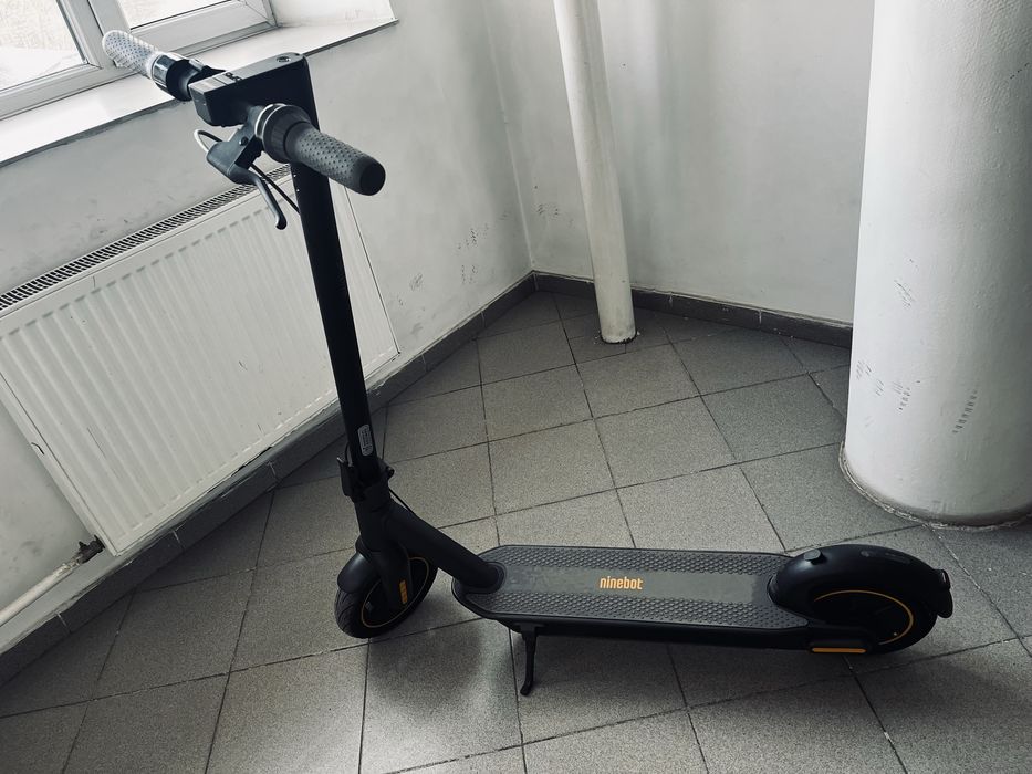 Электросамокат Ninebot KickScooter Max G30P