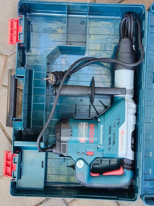 Rotopercutor BOSCH GBH 5-40DCE nou 0 km