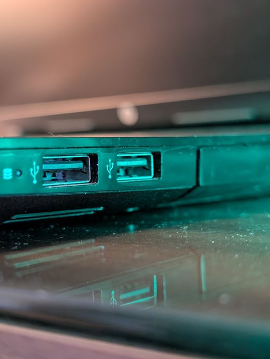 Лаптоп HP 255 + Windows 10pro