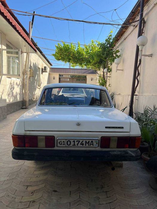 Продается ГАЗ 3129 газа нет!