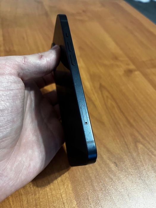 Айфон 13 ,черный 128