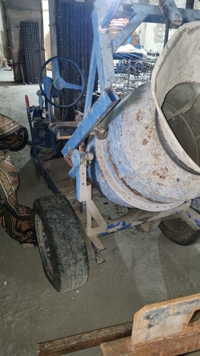 Бетономешалка самоходная