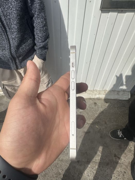 Iphone 13 /128GB/ 80 akb