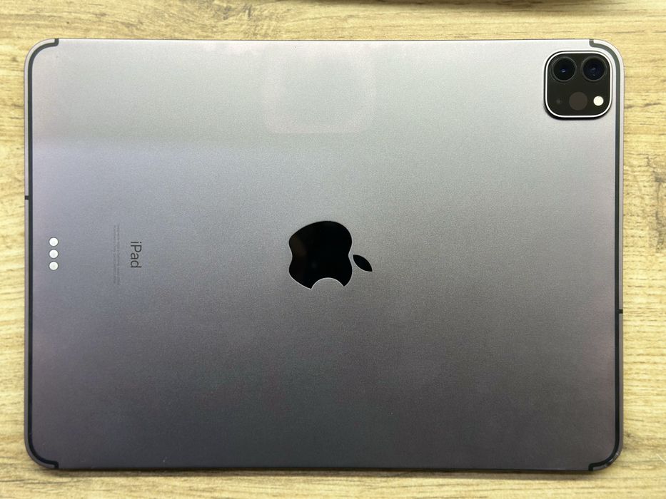iPad Pro 11 - 256 GB Wi-Fi + Cellular