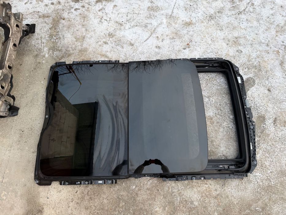 Trapa panoramica Bmw 7 Series G12 Long Husi • OLX.ro