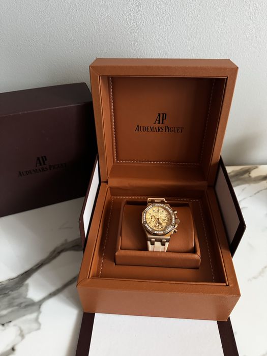 Дамски часовник Audemars Piguet Royal Oak Offshore