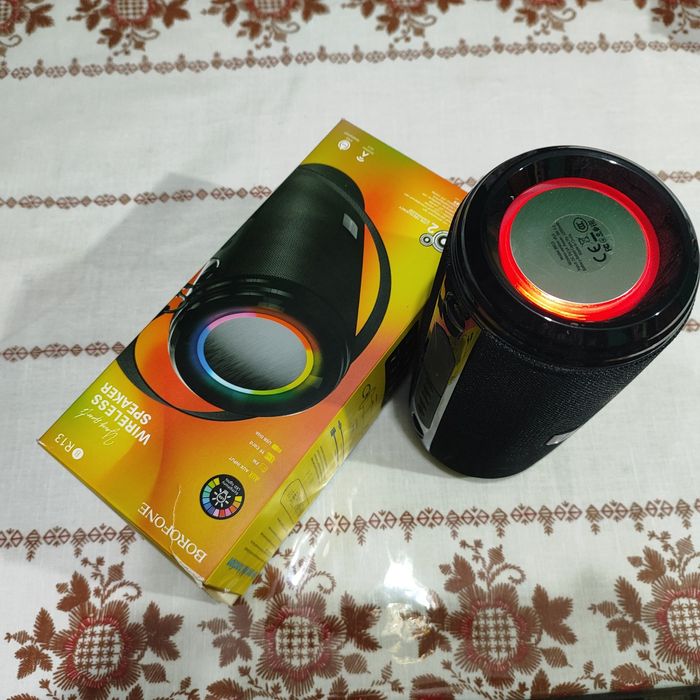 Портативная блютуз колонка