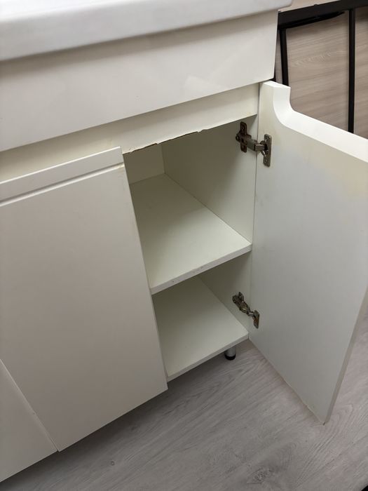 Раковина с комодом