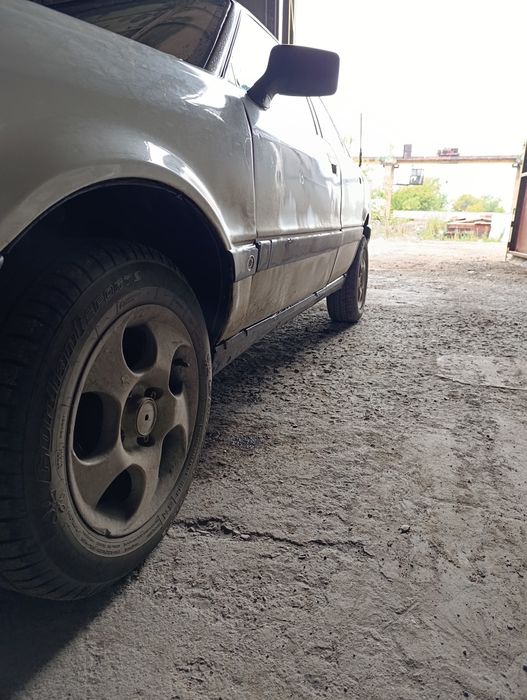 Продам Audi b3 бочка