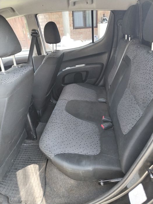 Mitsubishi l200 autoutilitara/ schimb