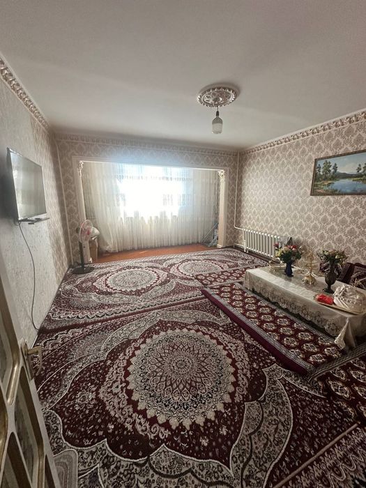 Сотилади  Коракамиш 2/5 Ало туйхона 2.хонали  Аделний ход