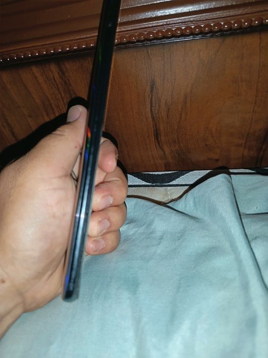 Samsung a50 sotiladi