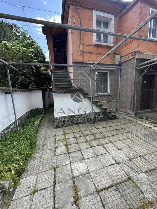 Продава се Етаж от къща в Пловдив, Център - 65 кв.м за 3231 €/кв.м - Снимка #15